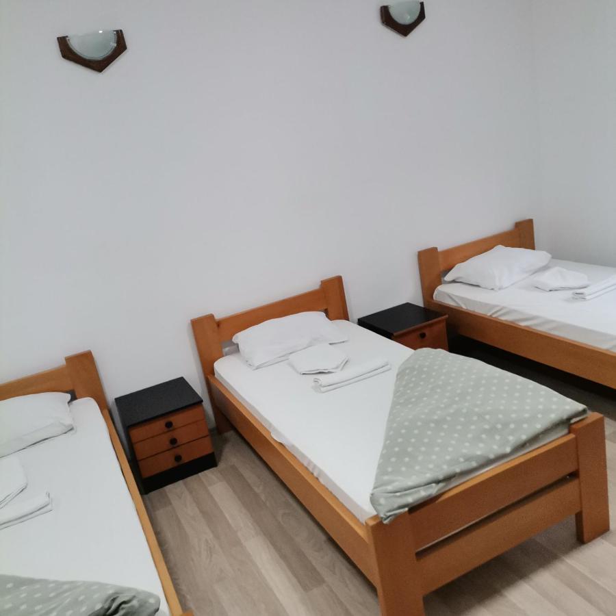 Hotel Duga Novi Sad Dış mekan fotoğraf