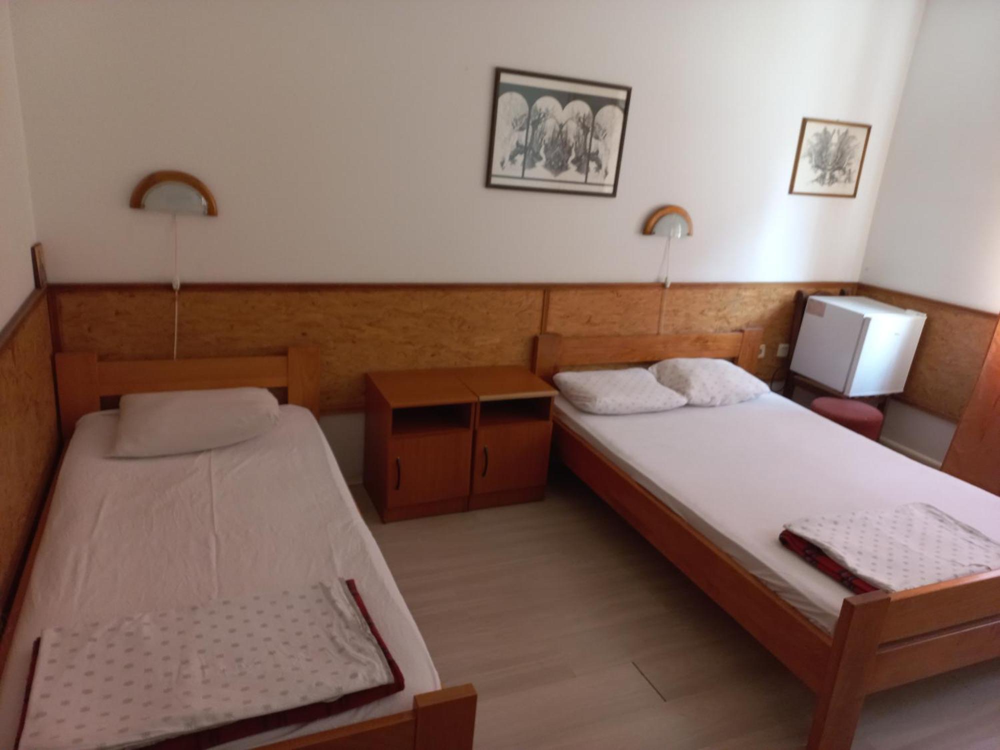 Hotel Duga Novi Sad Dış mekan fotoğraf