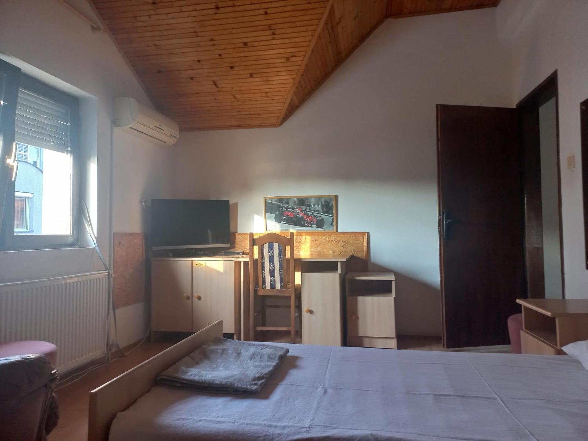 Hotel Duga Novi Sad Dış mekan fotoğraf