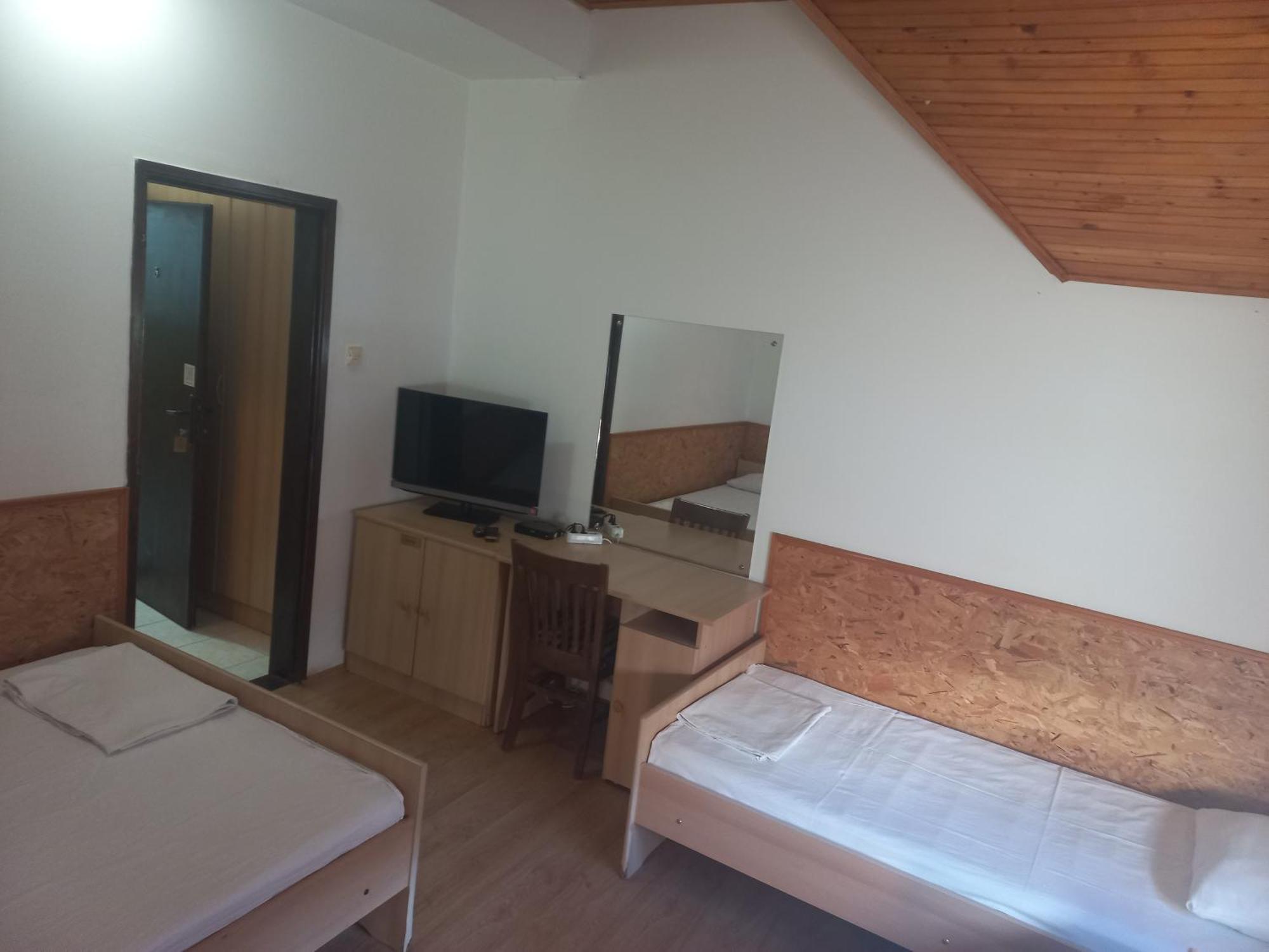 Hotel Duga Novi Sad Dış mekan fotoğraf