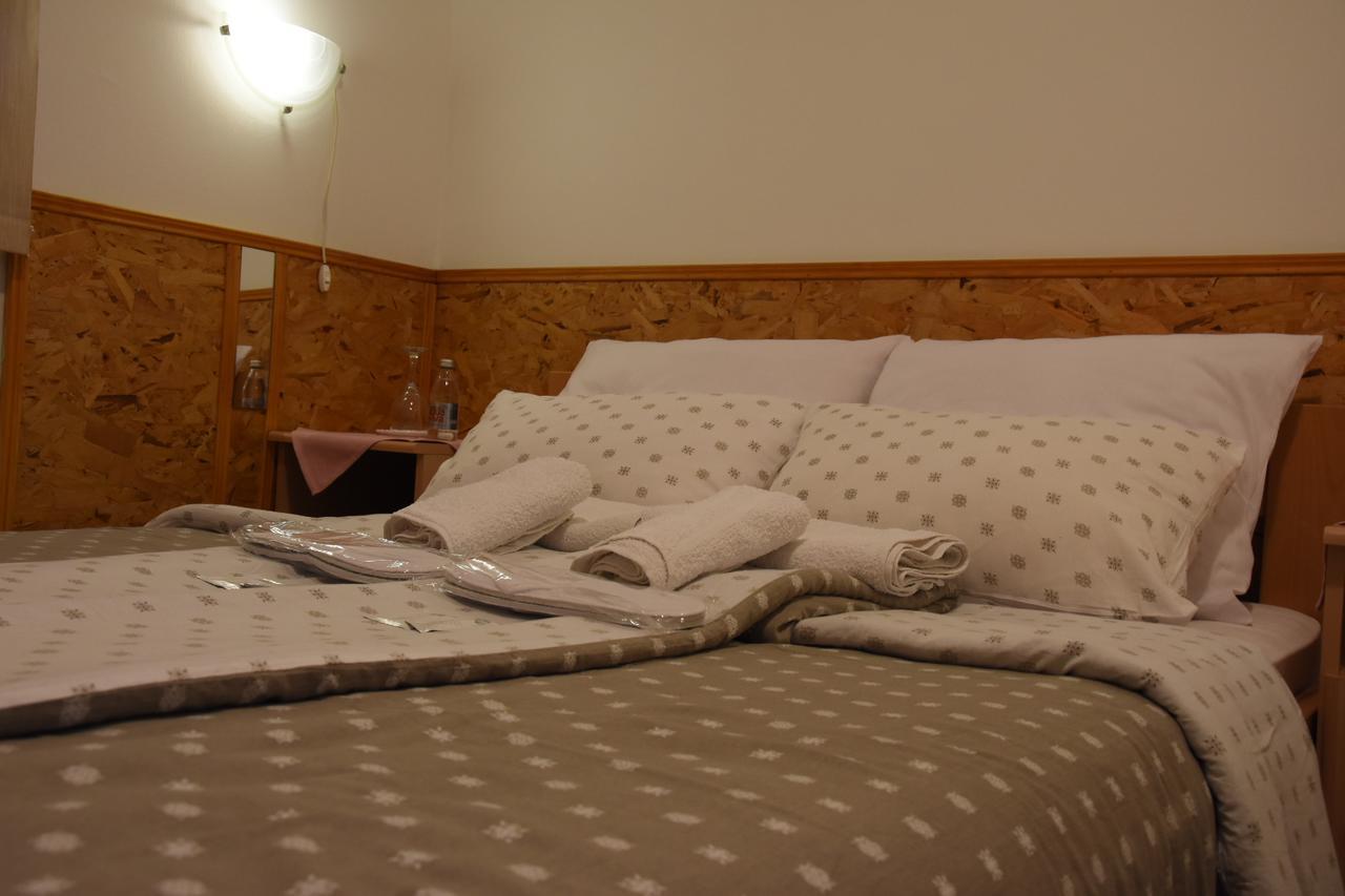 Hotel Duga Novi Sad Dış mekan fotoğraf